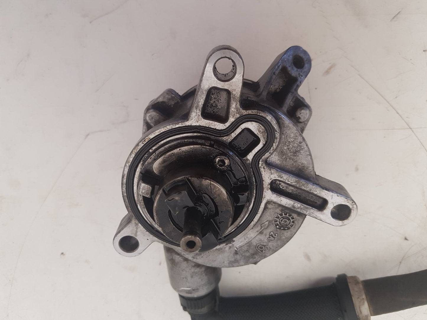 2000 - 2007 Volvo XC70  Estate Vacuum/Air Pump 30731825