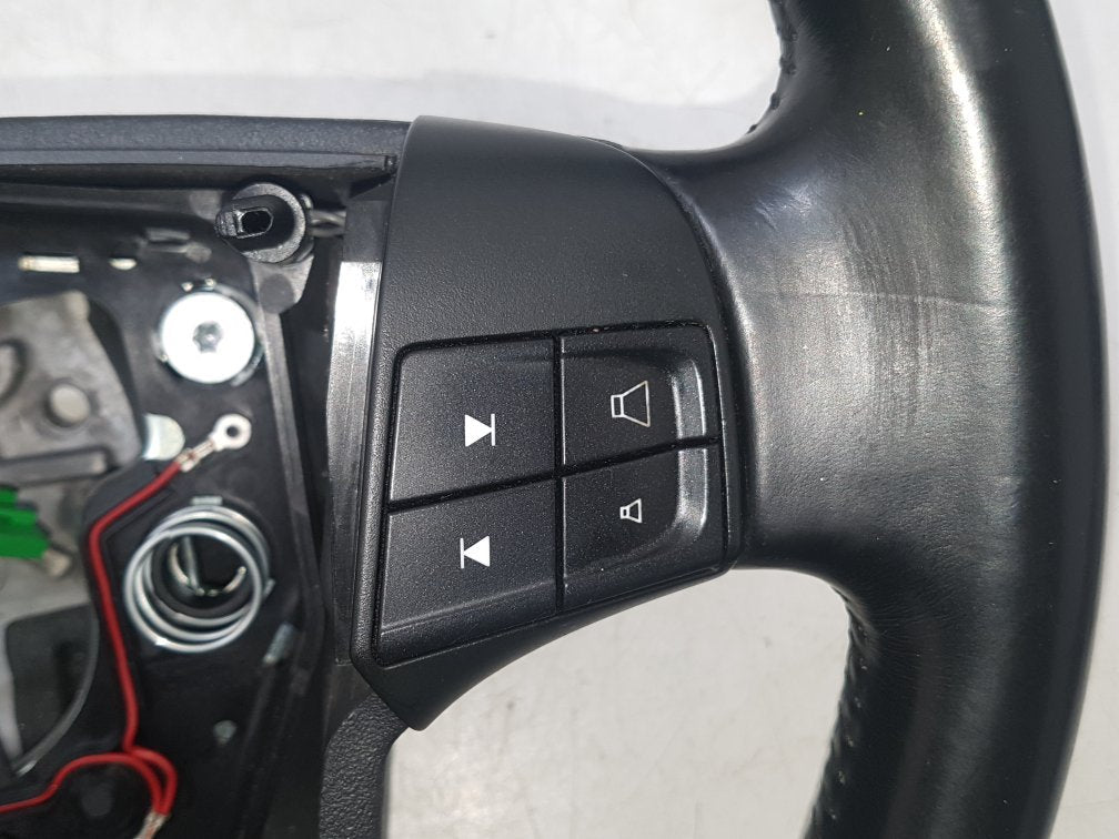2007 - 2010 Volvo V70  Estate Steering Wheel SV5518700