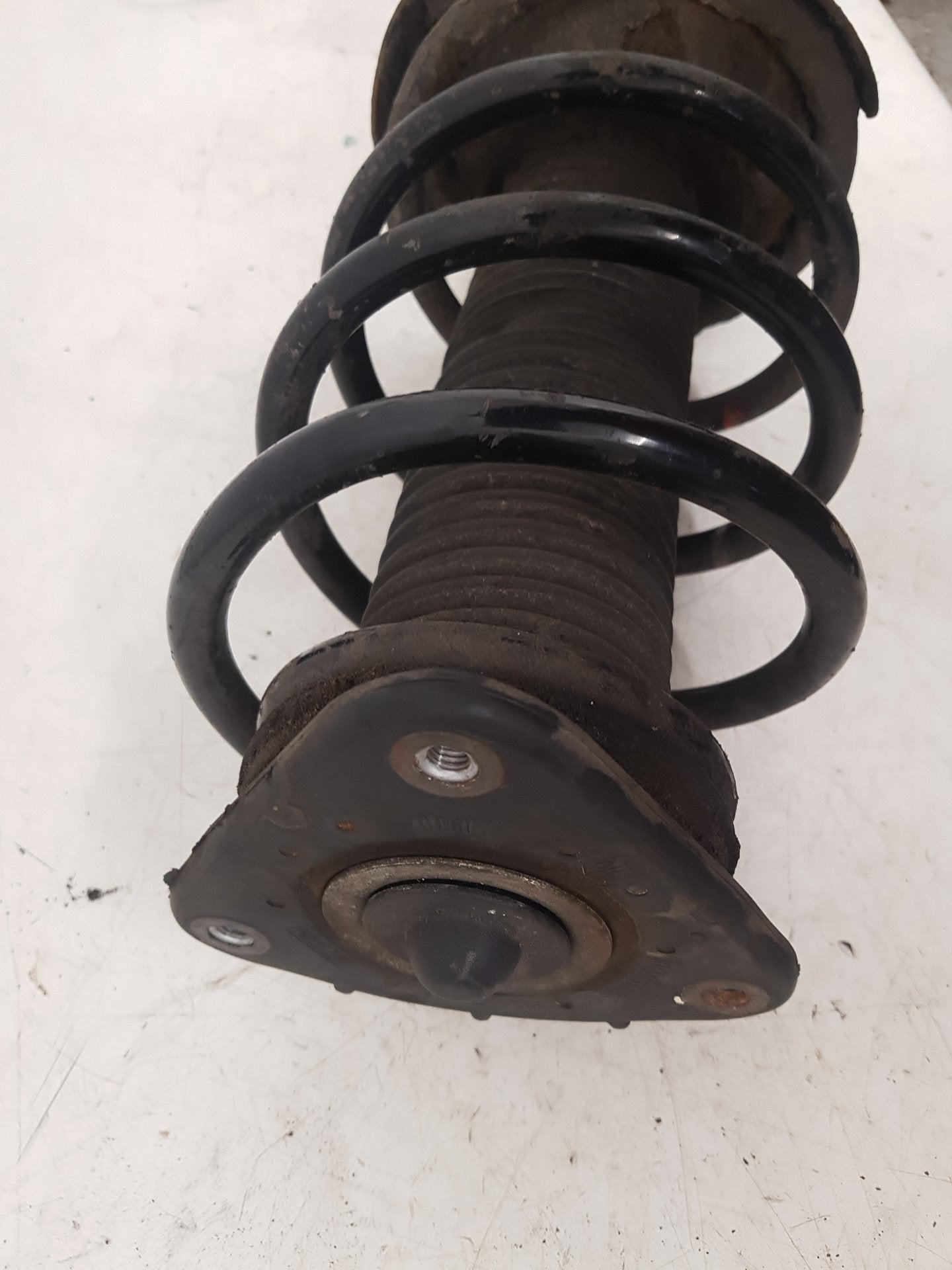 2005 - 2012 Volvo S40  Saloon Right Front Shock Absorber 31277603