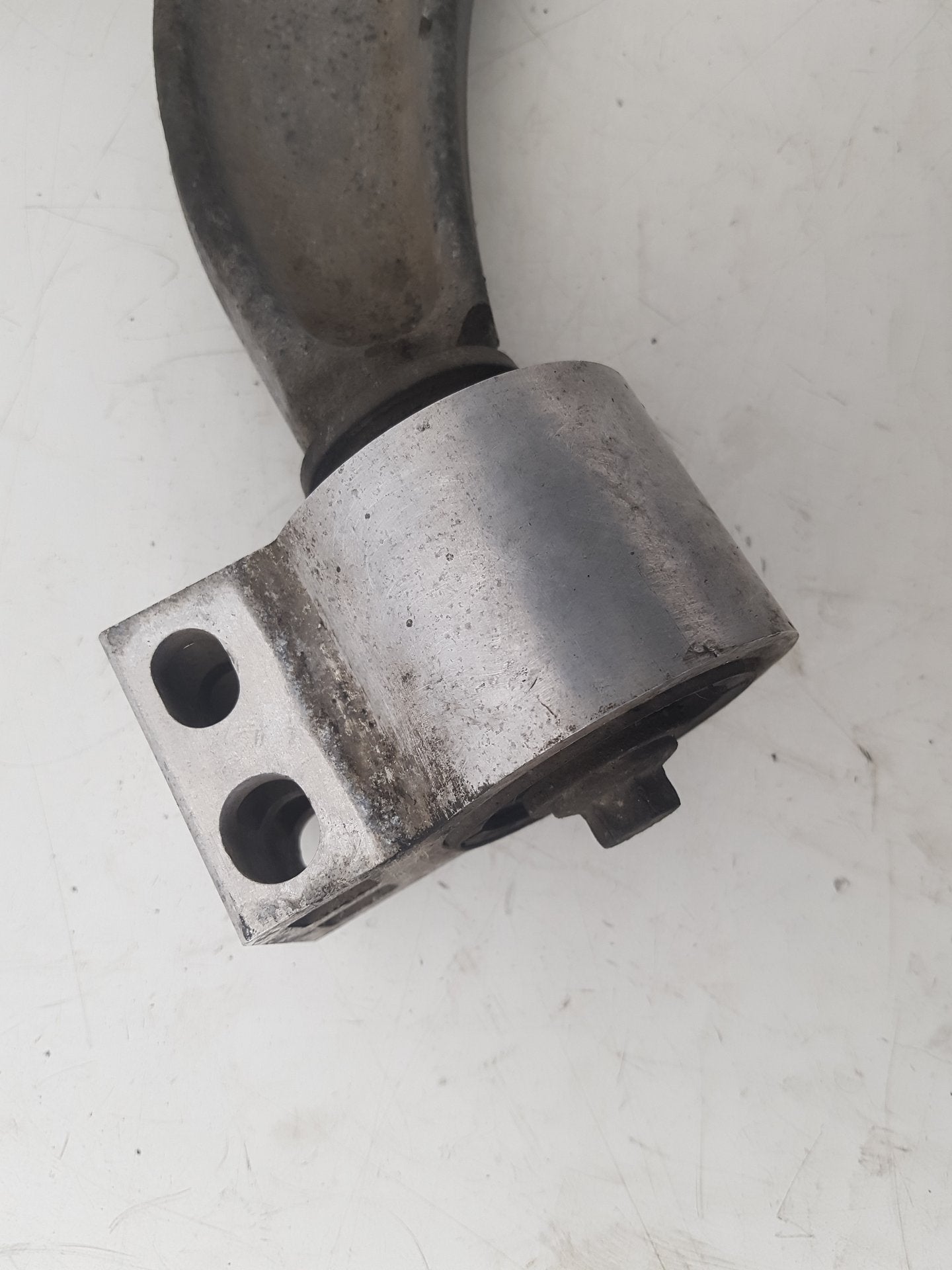 2010 - 2012 Saab 9-5  Saloon Right Front Lower Control Arm