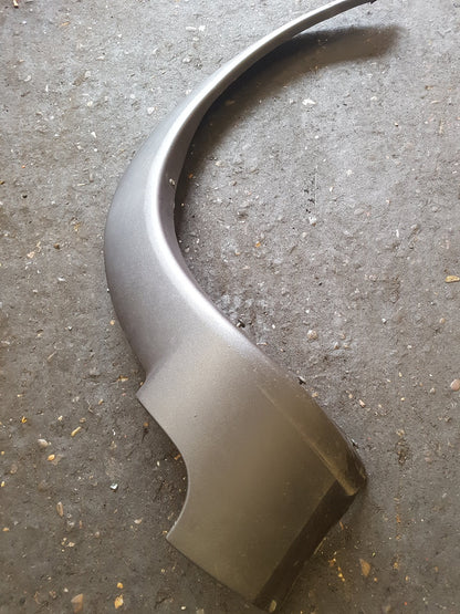 2000 - 2007 Volvo XC70  Estate Right Front Wheel Arch Moulding 30678044