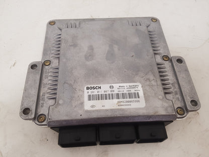 2001 - 2004 Volvo S40  Saloon Engine ECU 30630418