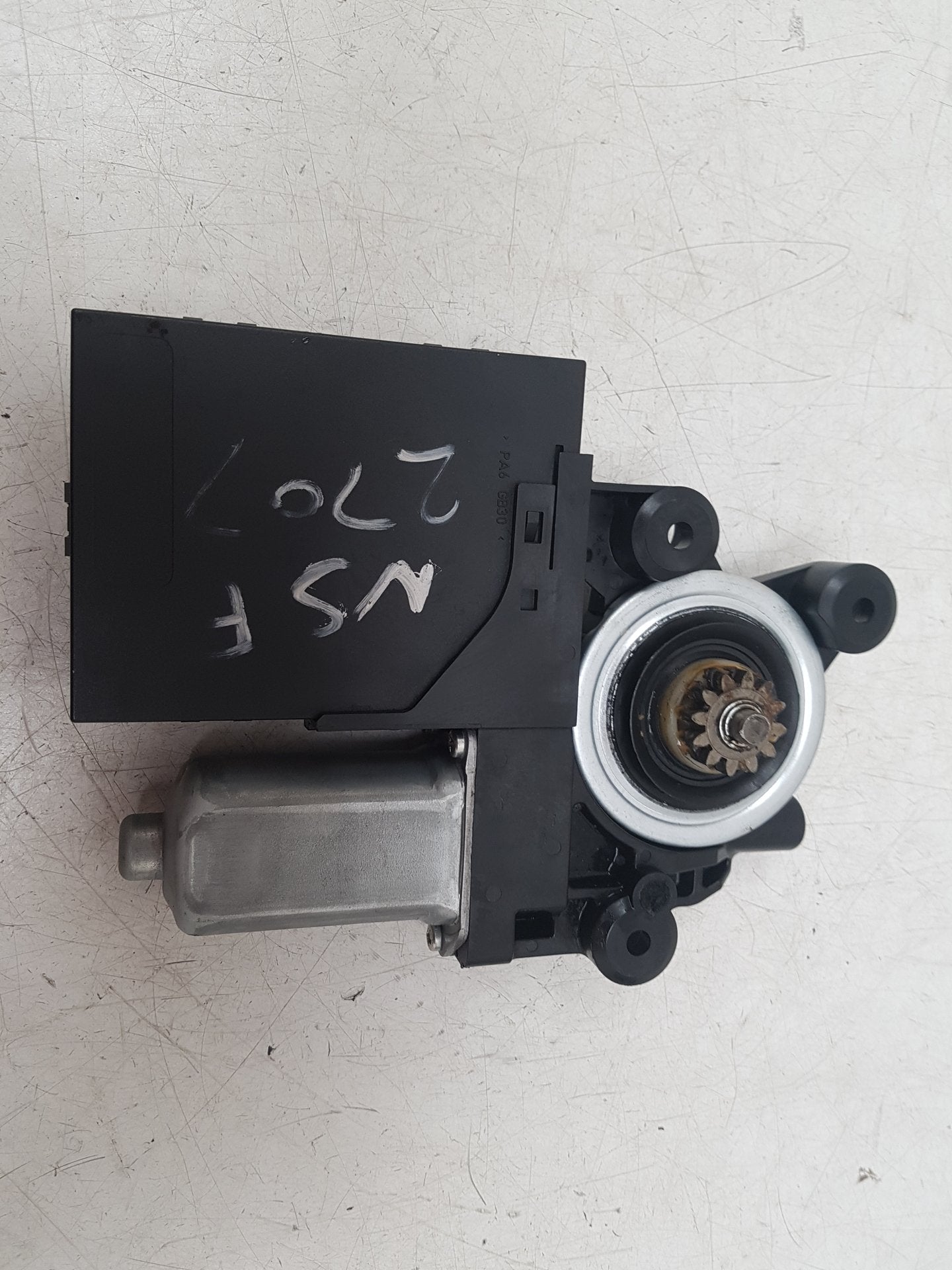 2010 Volvo S40  Saloon WINDOW REG MOTOR (PASSENGER SIDE FRONT) 31295174