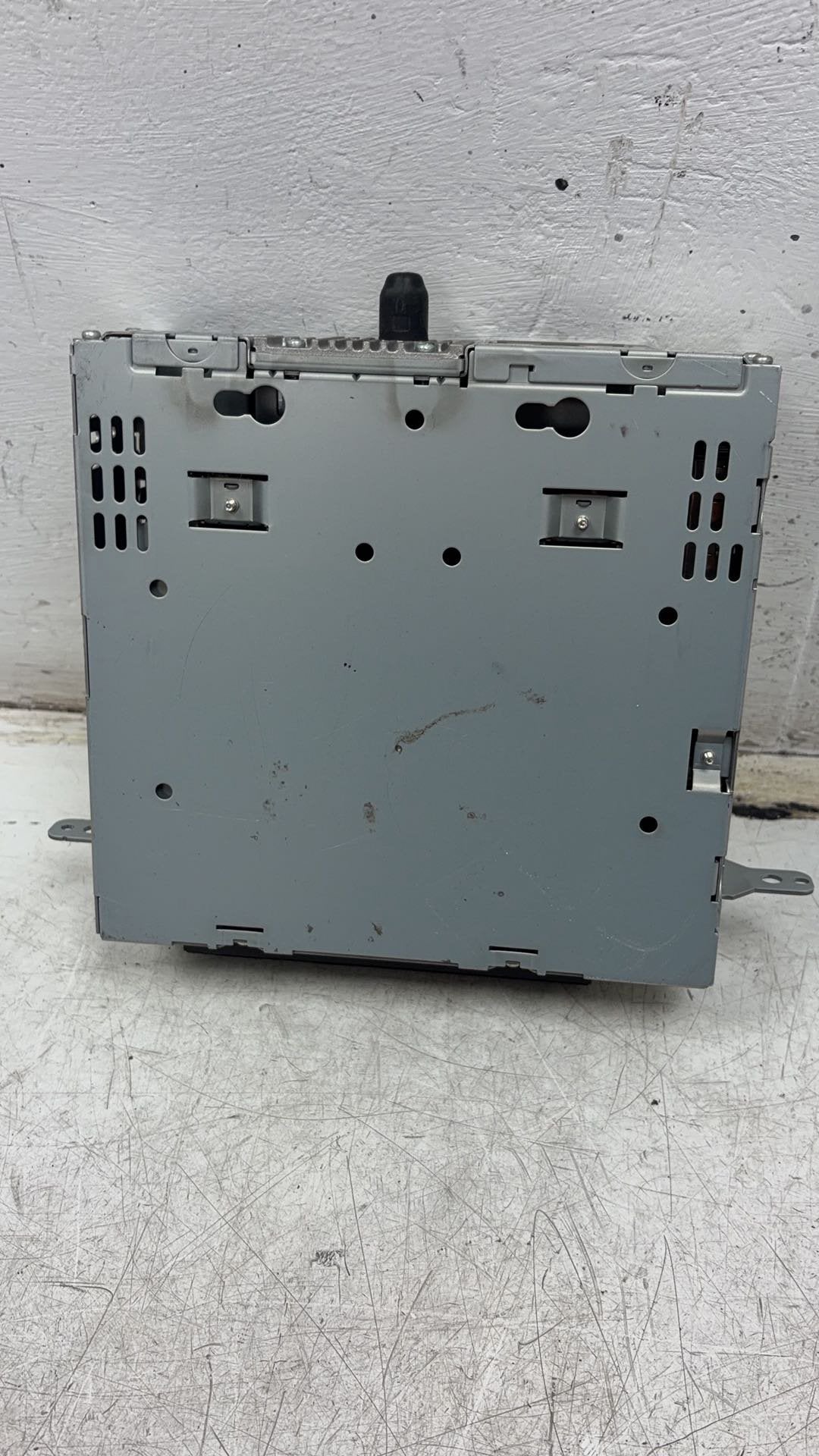 2007 - 2014 Volvo XC90  Estate SATNAV DVD PLAYER 31328065