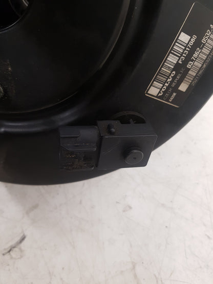 2013 - 2016 Volvo V40 III 525 Hatchback Brake Booster 31317080