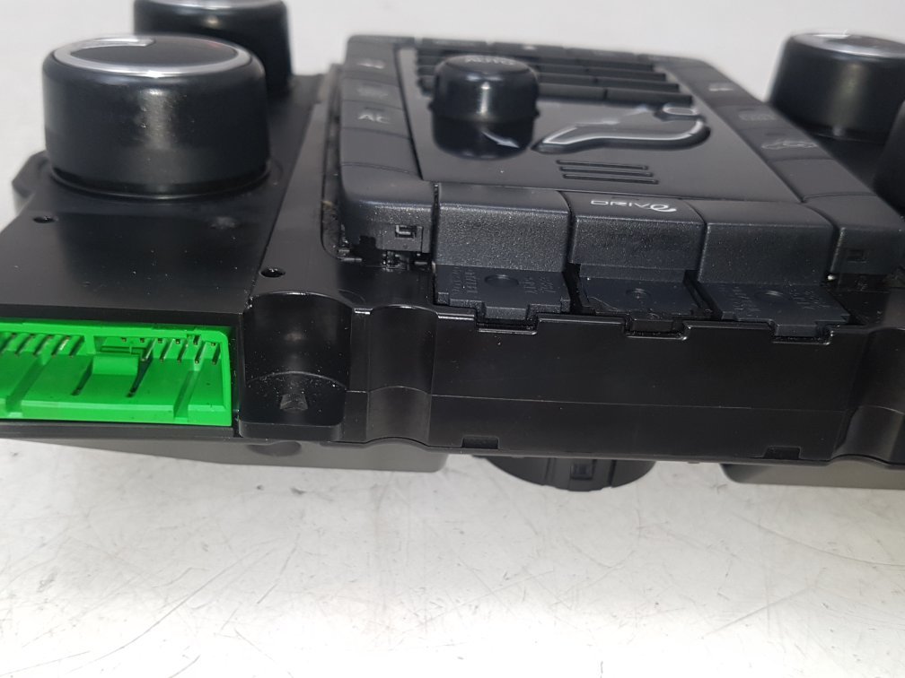 2010 - 2015 Volvo V70  Estate HEATER & RADIO CONTROL PANNEL 31288318