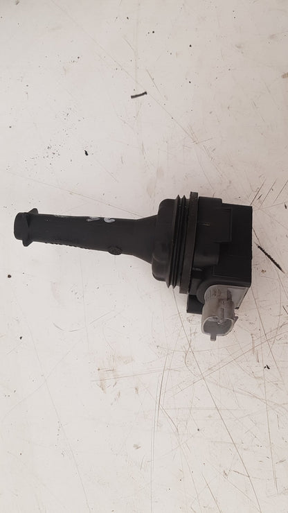 2005 Volvo S60  Saloon Coil Pack 30713417