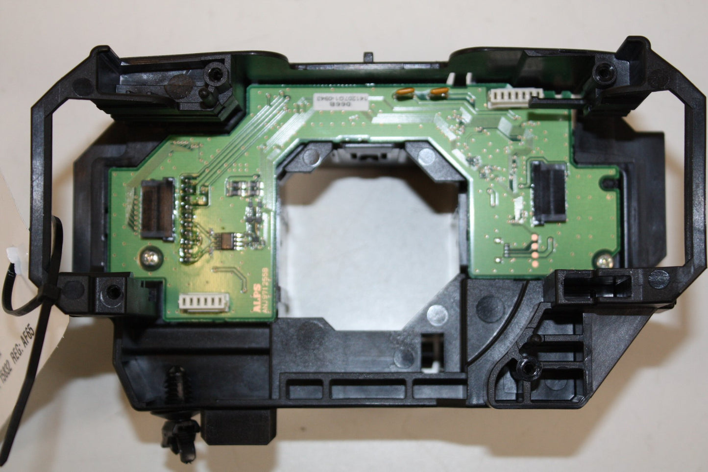 2014 - 2016 Volvo V40  Hatchback STEERING WHEEL MODULE (SWM) 31343021