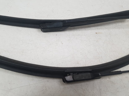 2007 Volvo C70  Convertible FRONT WIPER (PAIR) 30753000