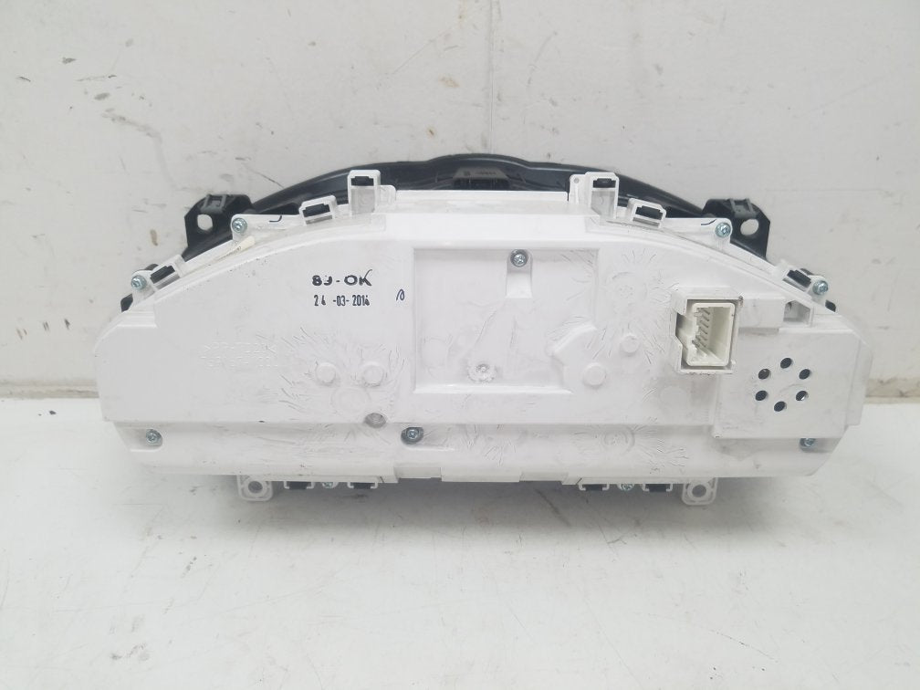 2012 - 2021 Volvo V40  Hatchback Instrument Cluster 31394175