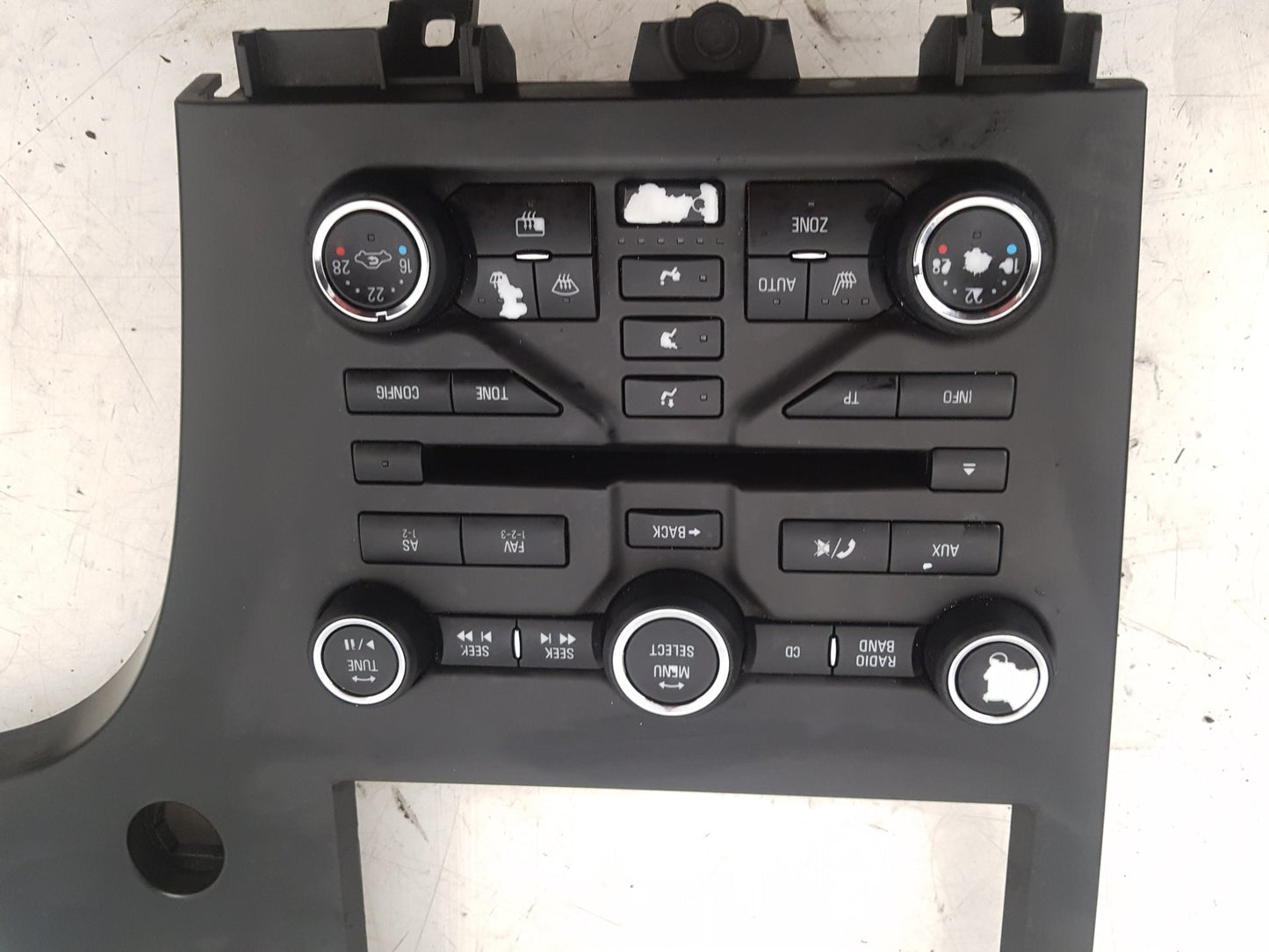2010 - 2012 Saab 9-5  Saloon RADIO AND HEATER DISPLAY UNIT