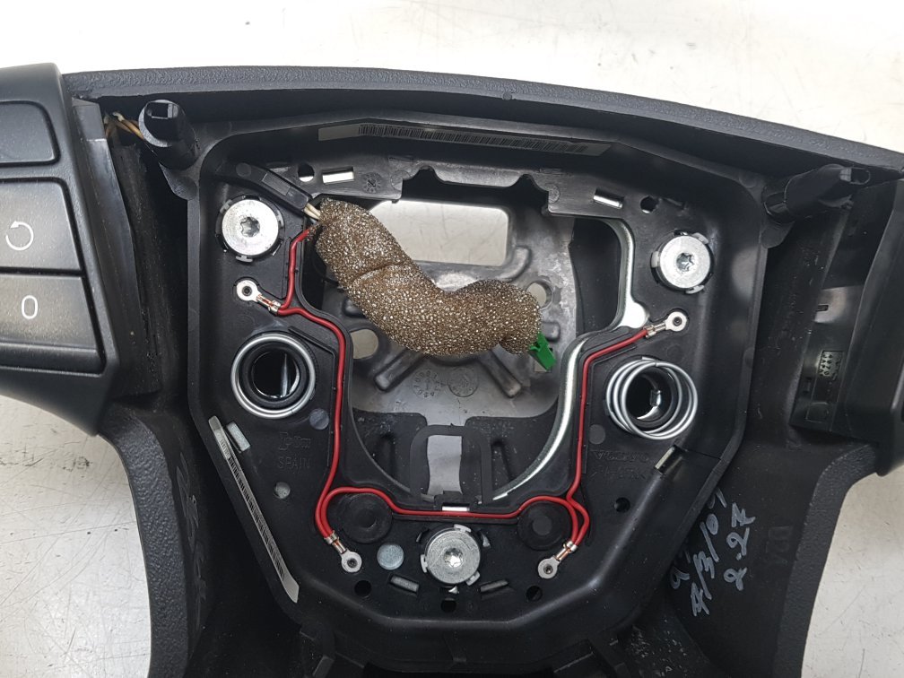 2007 - 2010 Volvo V70  Estate Steering Wheel SV5518700