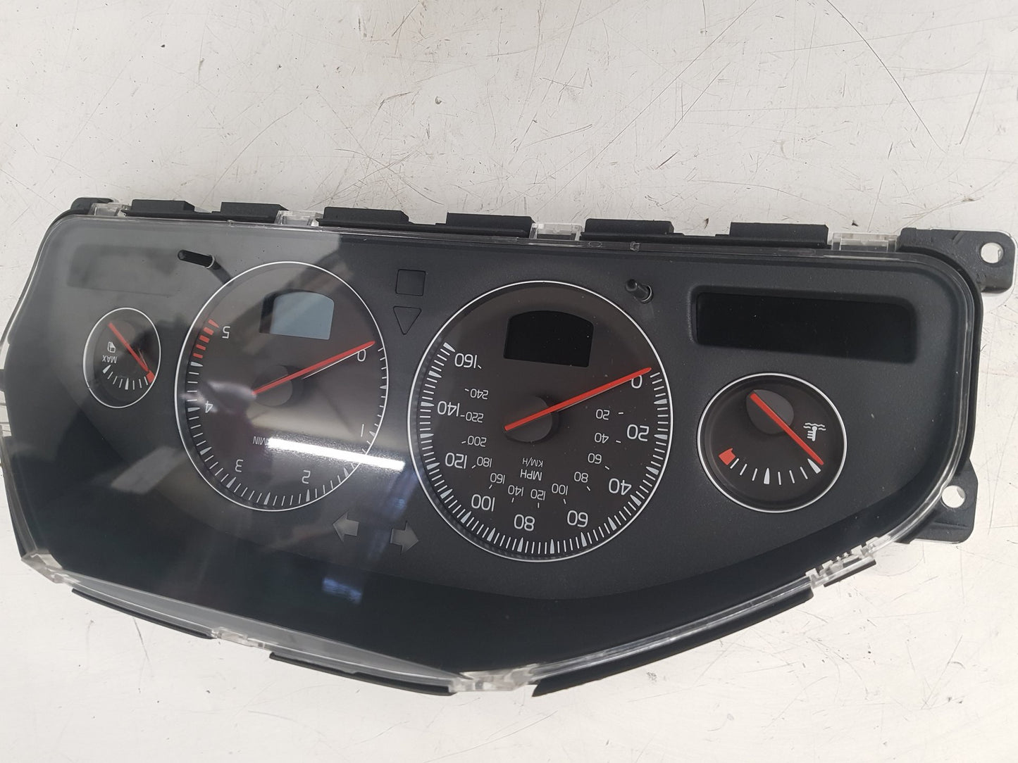 2000 - 2007 Volvo XC70  Estate Instrument Cluster 30746112