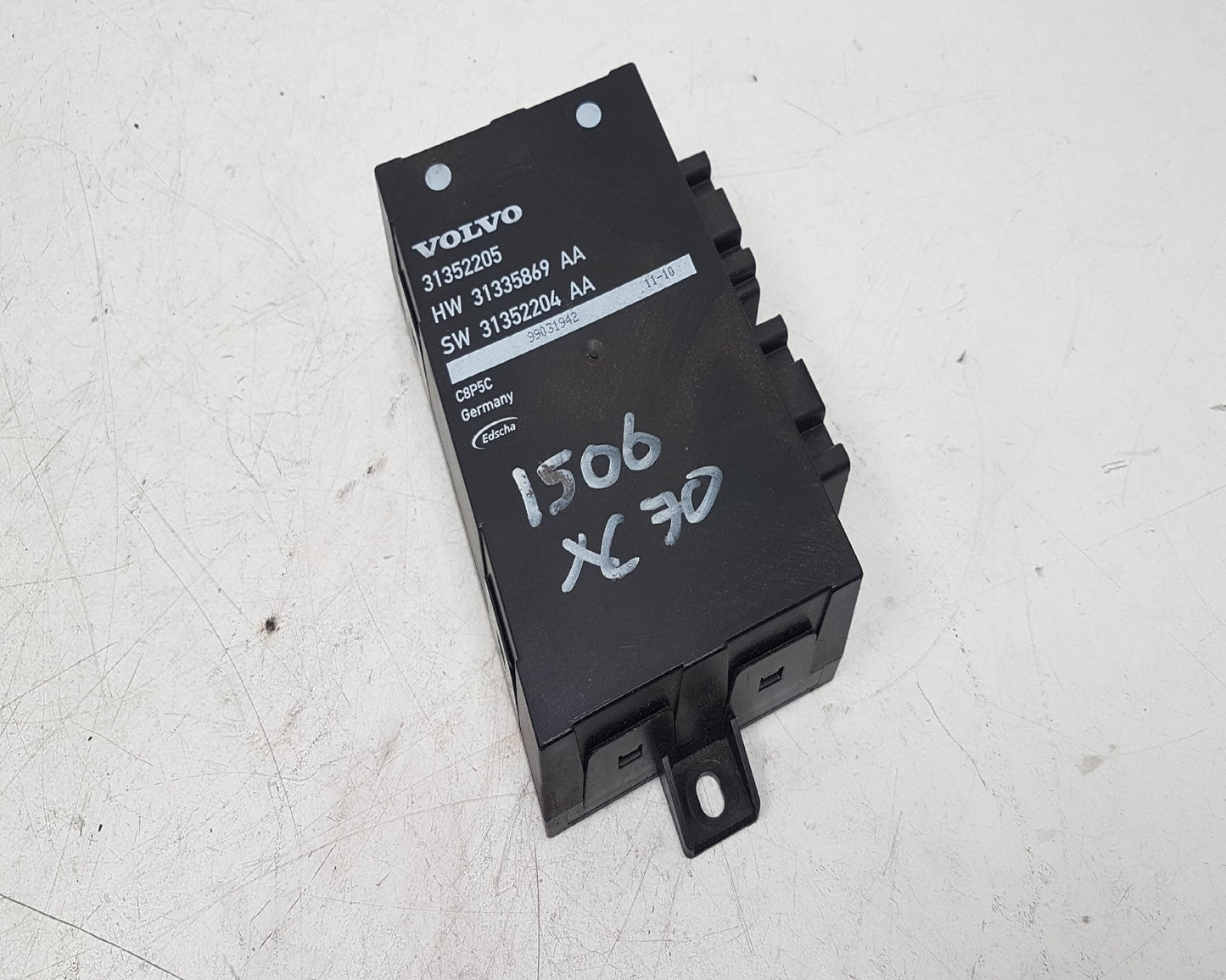2010 - 2013 Volvo V70  Estate AUTO BOOT OPEN MODULE 31352205