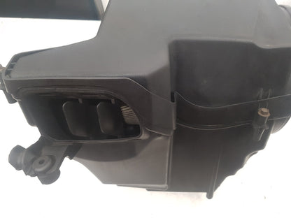 2006 - 2012 Volvo C30  Hatchback Air Filter Box 7689550204