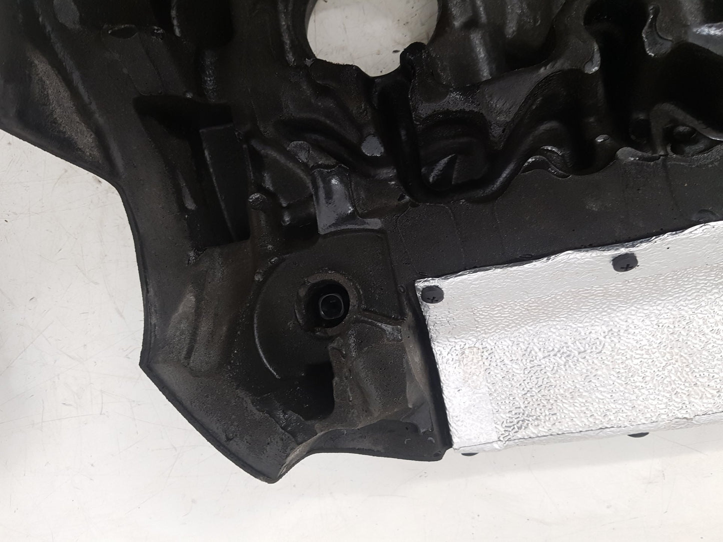 2017 - 2026 Volvo V60 II 225 Estate Engine Cover 31686823