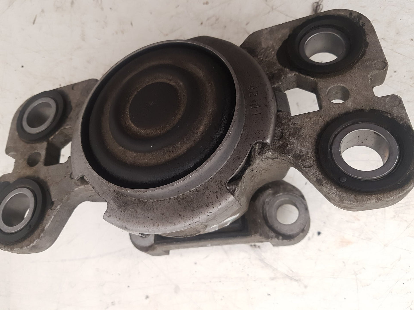 2011 - 2014 Volvo V60 I 155 Estate Engine Mount