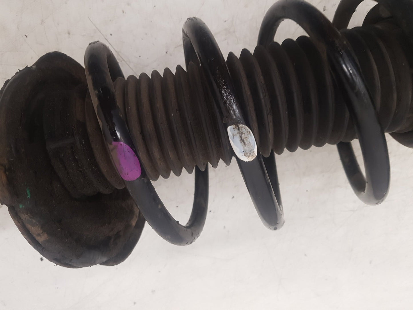 2006 - 2012 Volvo C30  Hatchback Right Front Shock Absorber
