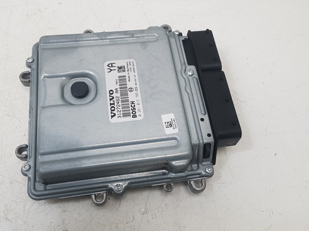 2007 - 2010 Volvo V70  Estate Engine ECU 31272462AA