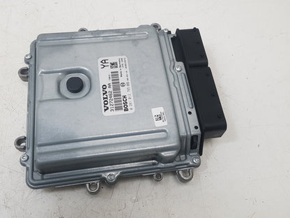 2007 - 2010 Volvo V70  Estate Engine ECU 31272462AA