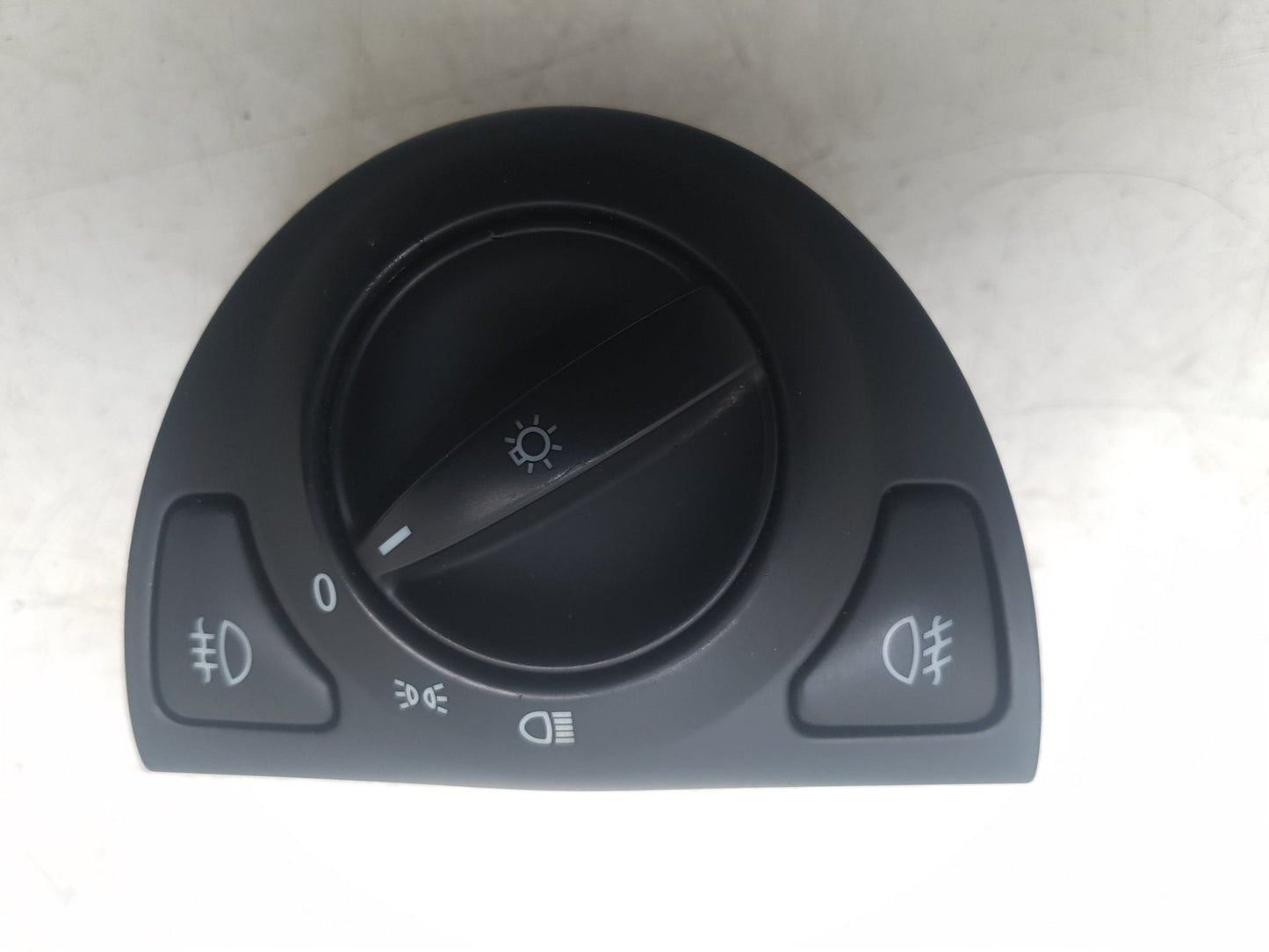 2010 Saab 9-3  Estate Headlight Switch 12774375