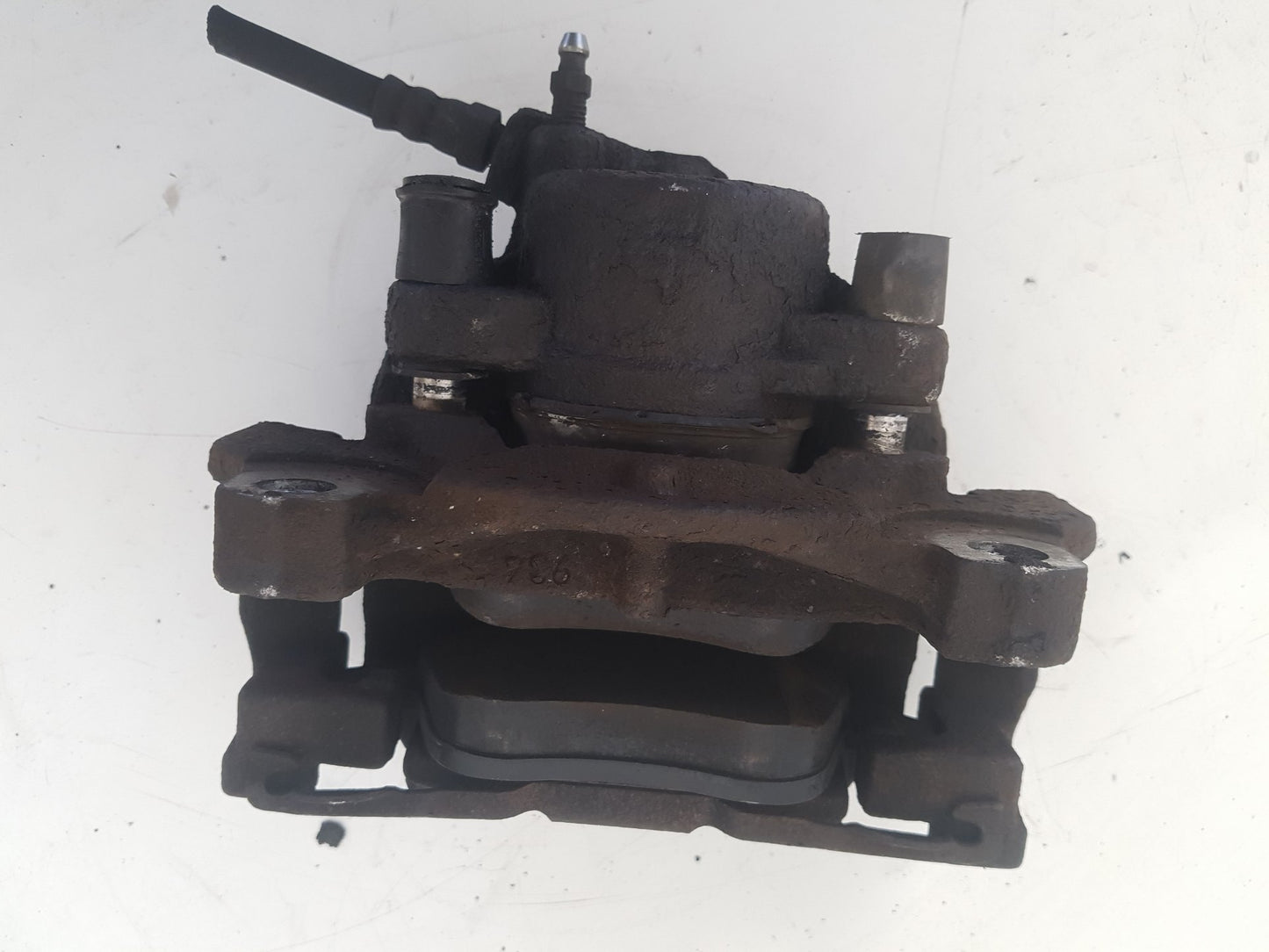 2013 - 2015 Volvo V60  Estate Left Front Caliper 8603753