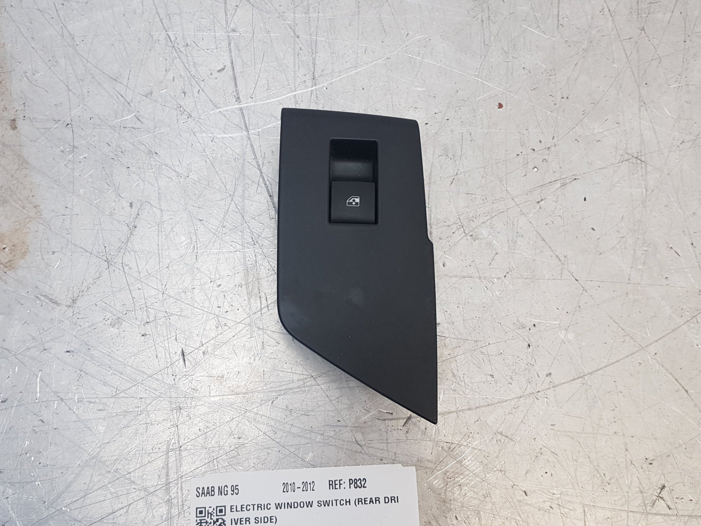 2010 - 2012 Saab 95  Saloon Right Rear Window Switch 13307901