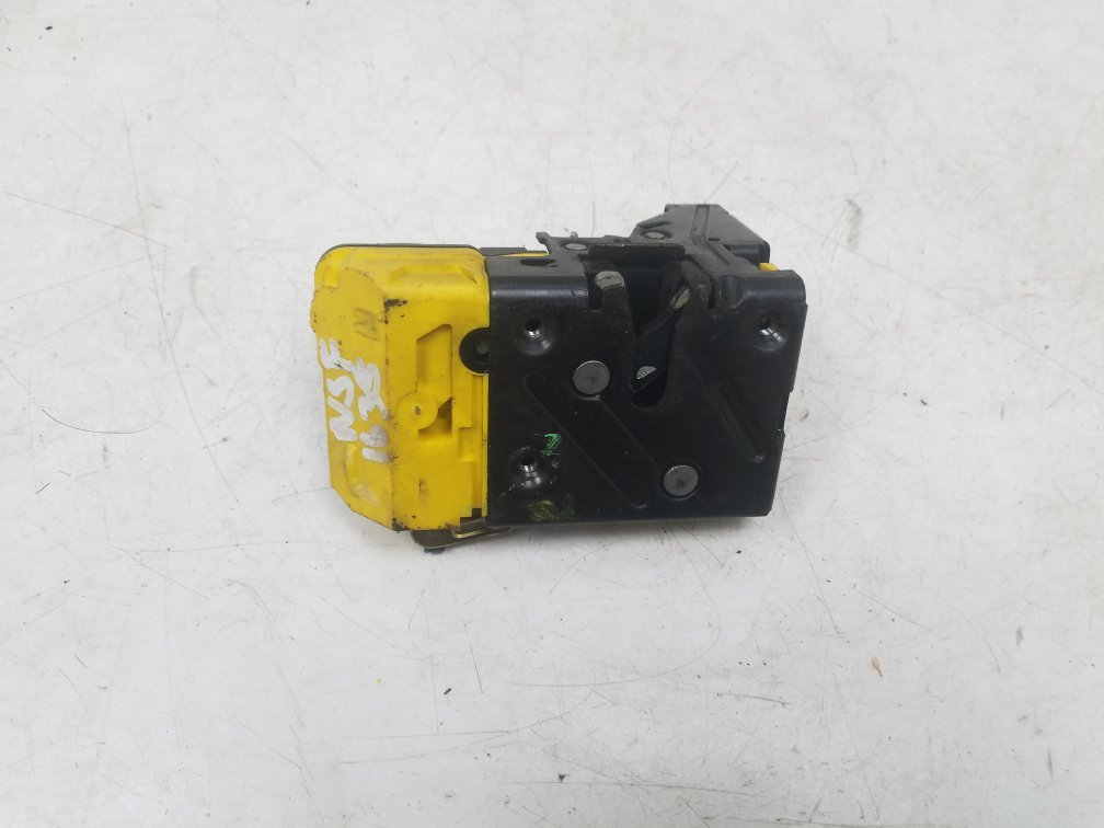 2007 - 2010 Volvo XC90  Estate Left Front Door Lock Actuator 30663041