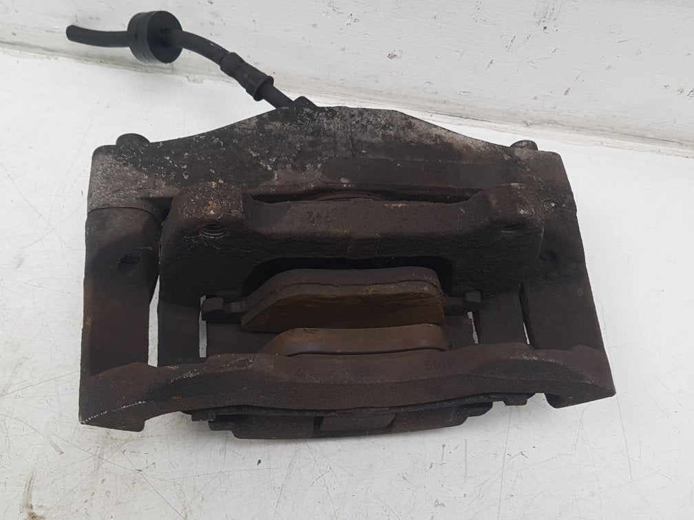 2007 Volvo XC90  Estate Left Front Caliper 30657303