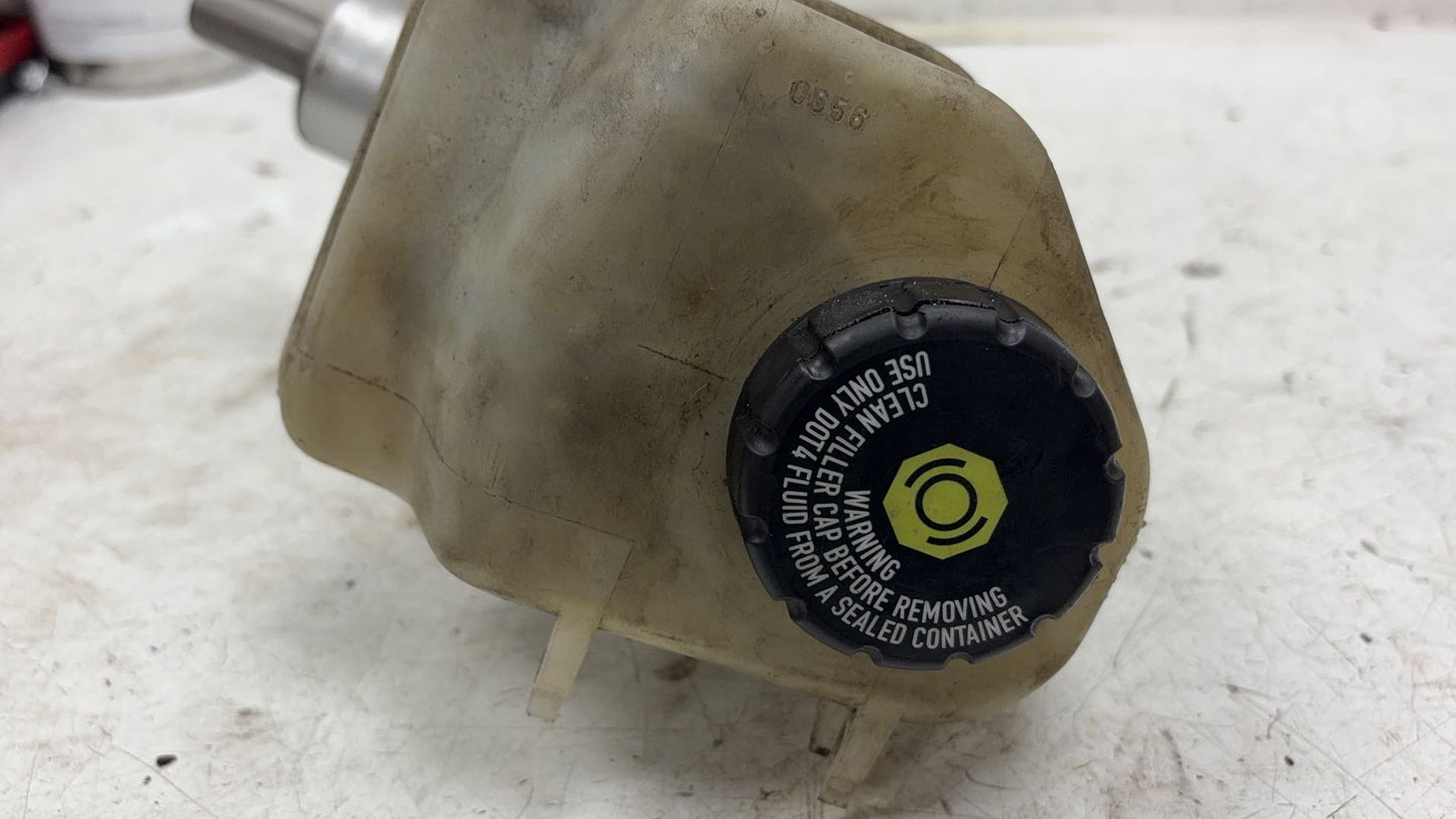2010 Saab 9-3  Estate Brake Master Cylinder 32067070