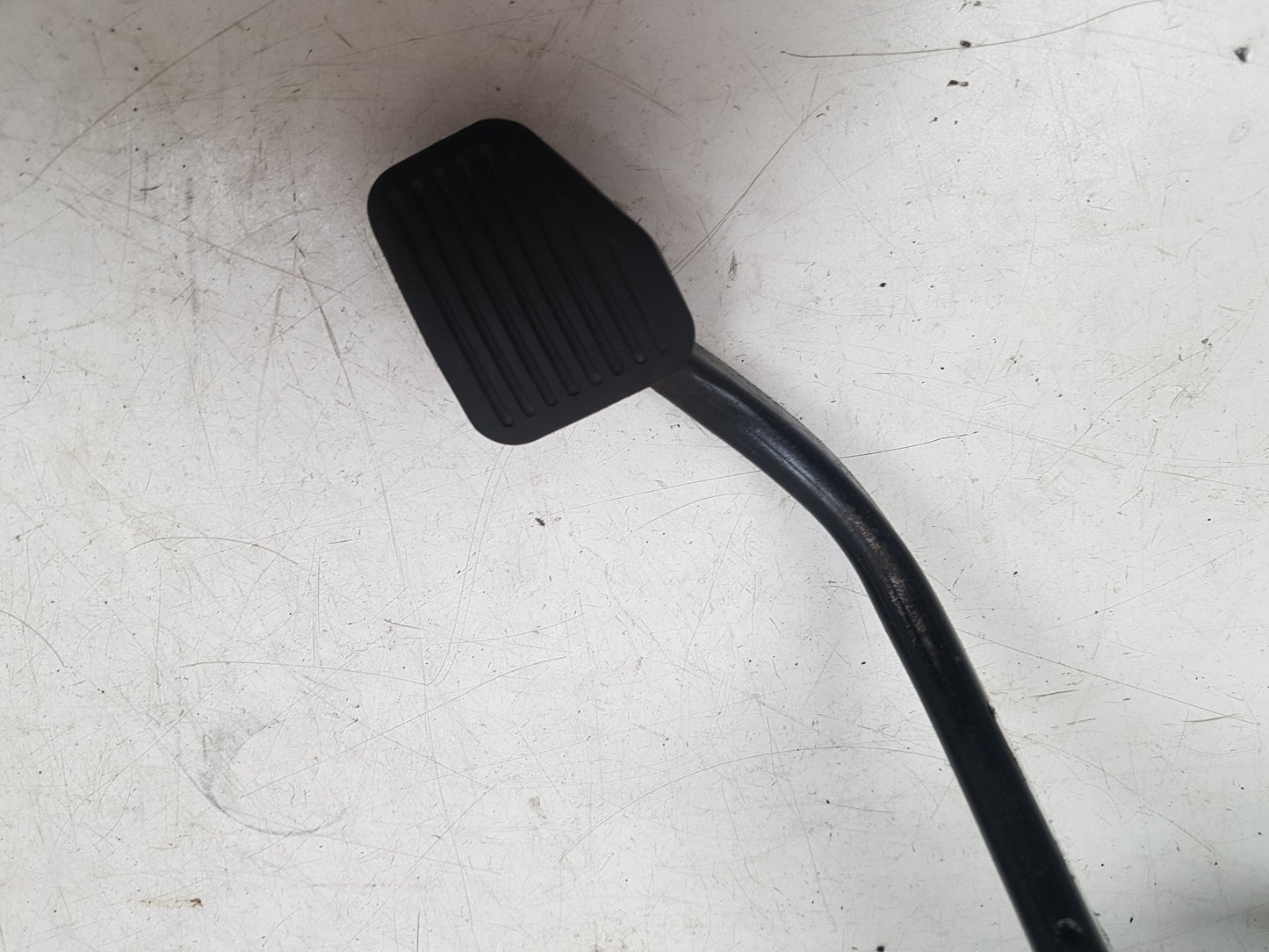2005 - 2012 Volvo S40  Saloon Clutch Pedal 31202374