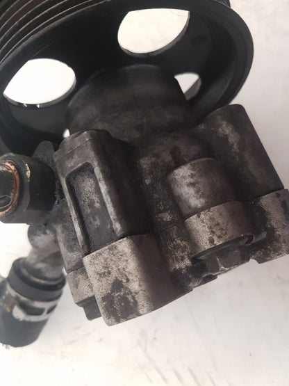 2010 - 2012 Saab 9-5  Saloon Power Steering Pump 55563329