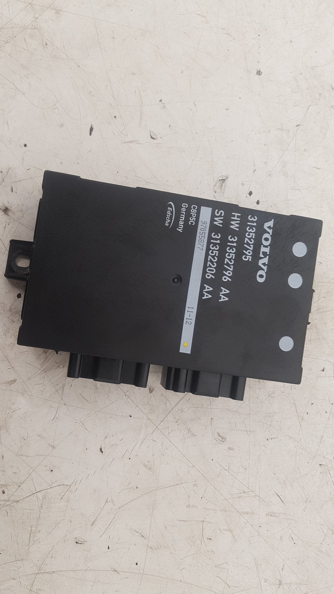 2010 - 2017 Volvo XC60  Estate Tailgate Control Module 31352795