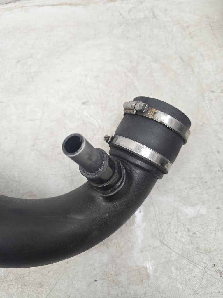 2000 - 2007 Volvo XC70  Estate Intercooler Pipe 30714480