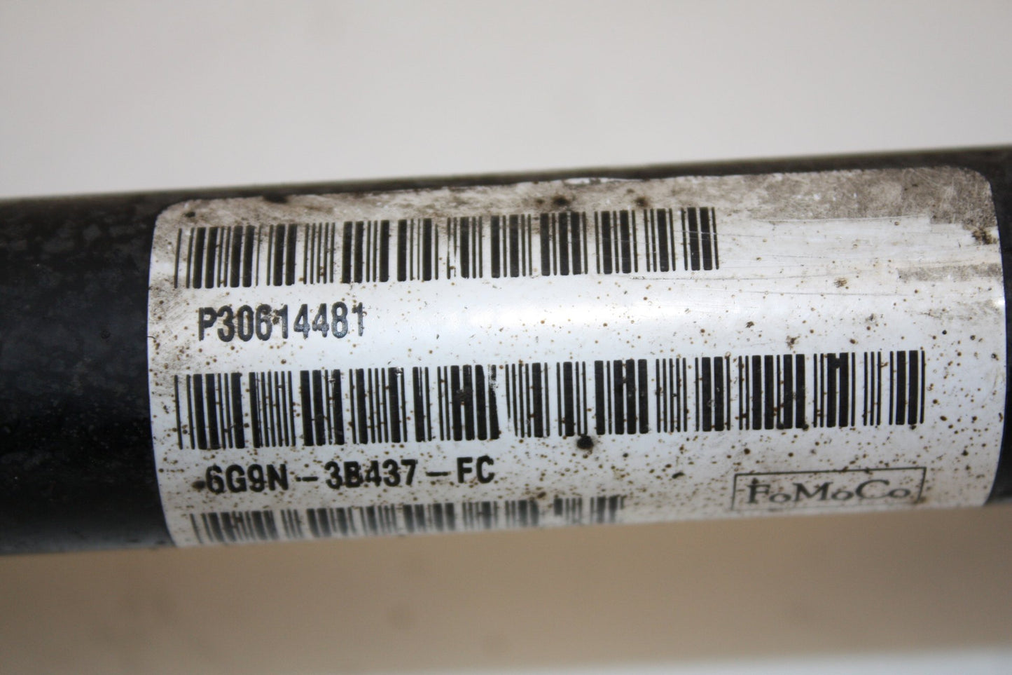 2007 - 2012 Volvo V70   Left Front Drive Axle 30614481