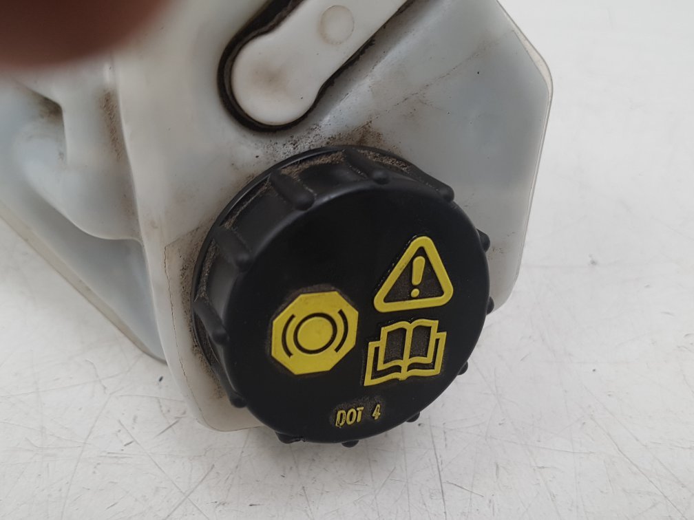 2010 - 2014 Volvo S60 II 134 Saloon Brake Master Cylinder 3508-8557.1