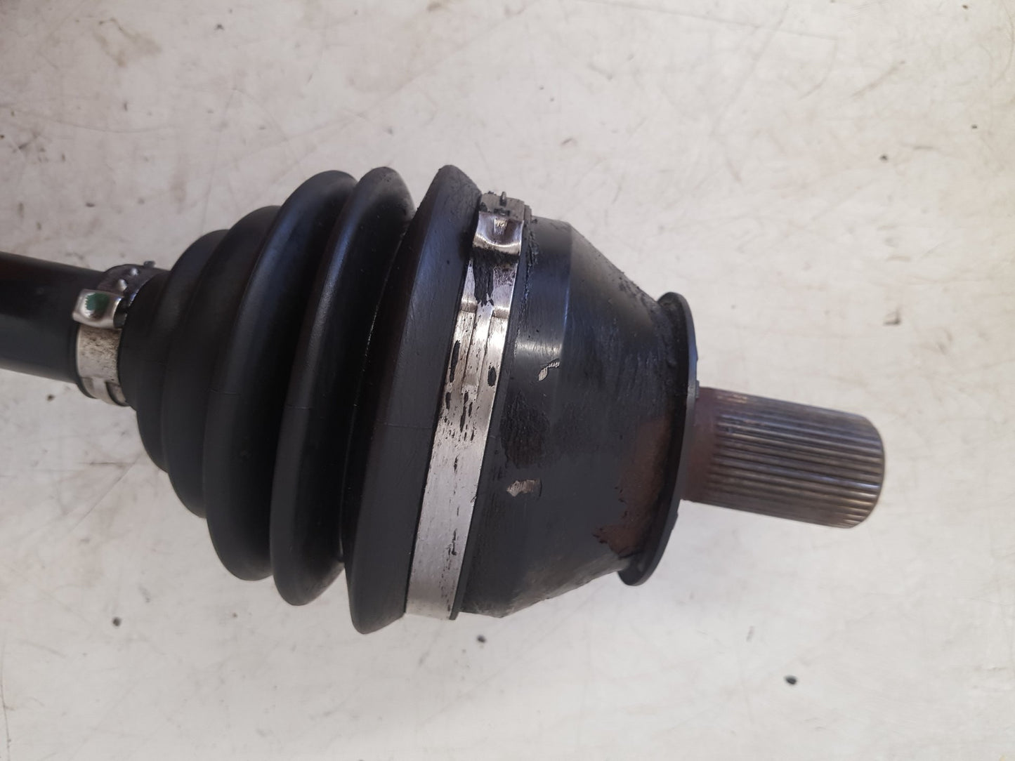2008 - 2017 Volvo XC60 I 156 SUV Left Driveshaft 31325573