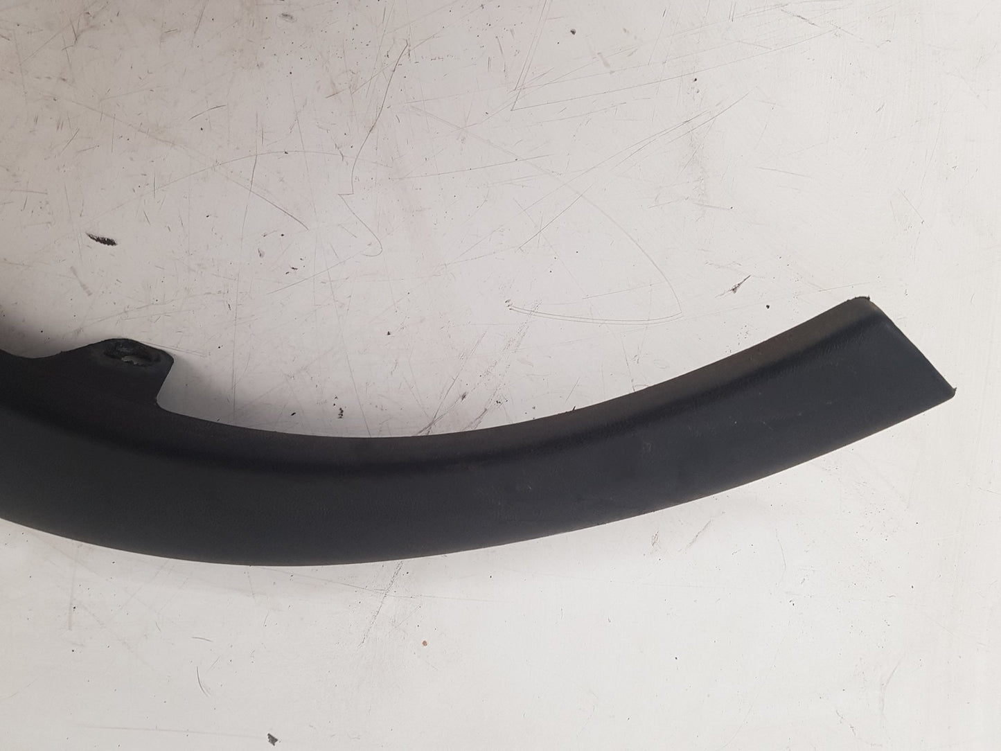 2000 - 2007 Volvo XC70  Estate Left Rear Wheel Arch Moulding 8620132