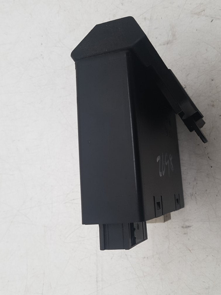 2007 - 2015 Saab 9-3  Estate PARKING SENSOR ECU 0263004270