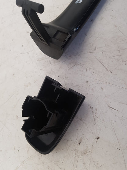 2012 - 2015 Volvo V40  Hatchback DOOR HANDLE - EXTERIOR (FRONT DRIVER SIDE) 31276437