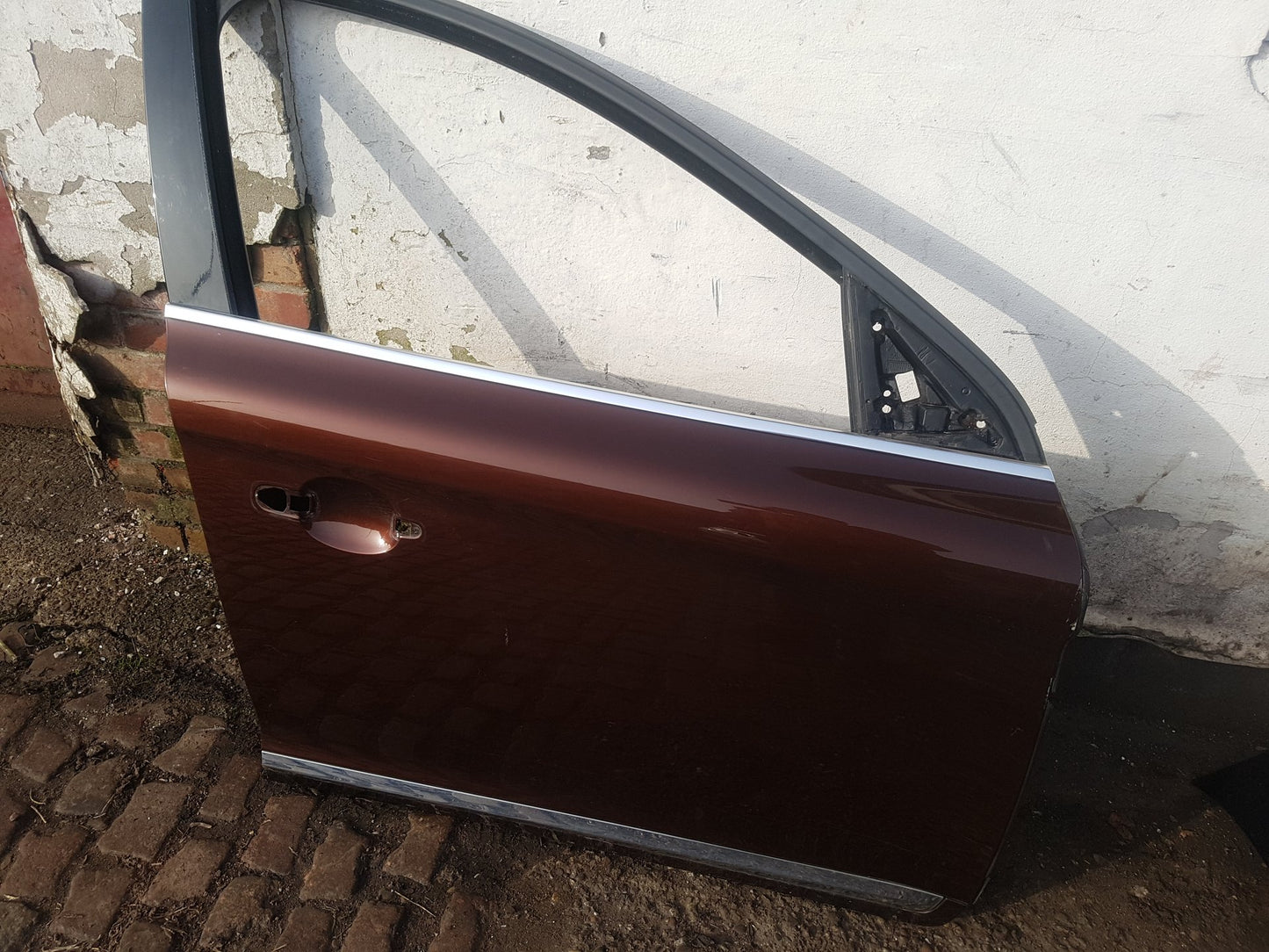 2009 - 2017 Volvo XC60 I 156 Estate DOOR - BARE (FRONT DRIVER SIDE)