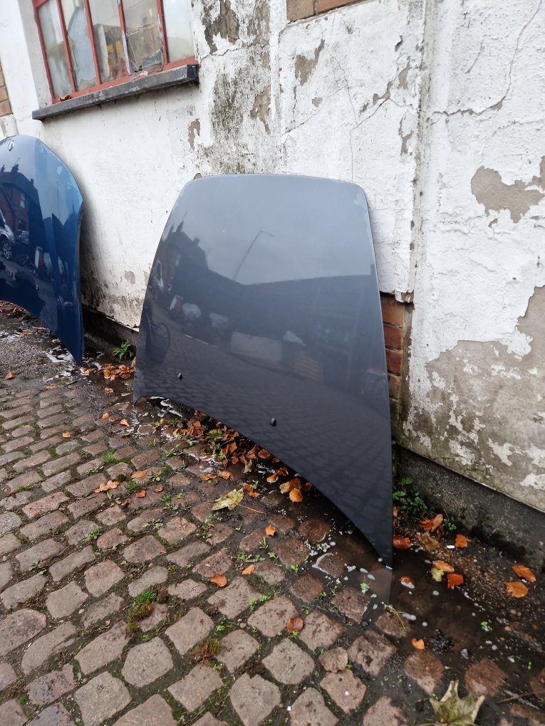 2004 - 2010 Volvo V50   Estate Bonnet 455 GREY