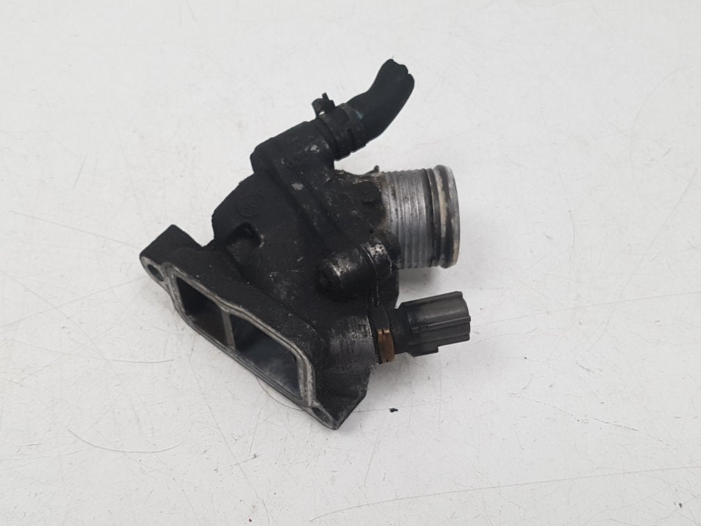 2007 - 2009 Volvo V70   THERMOSTAT HOUSING/TEMP SENSOR 30777476