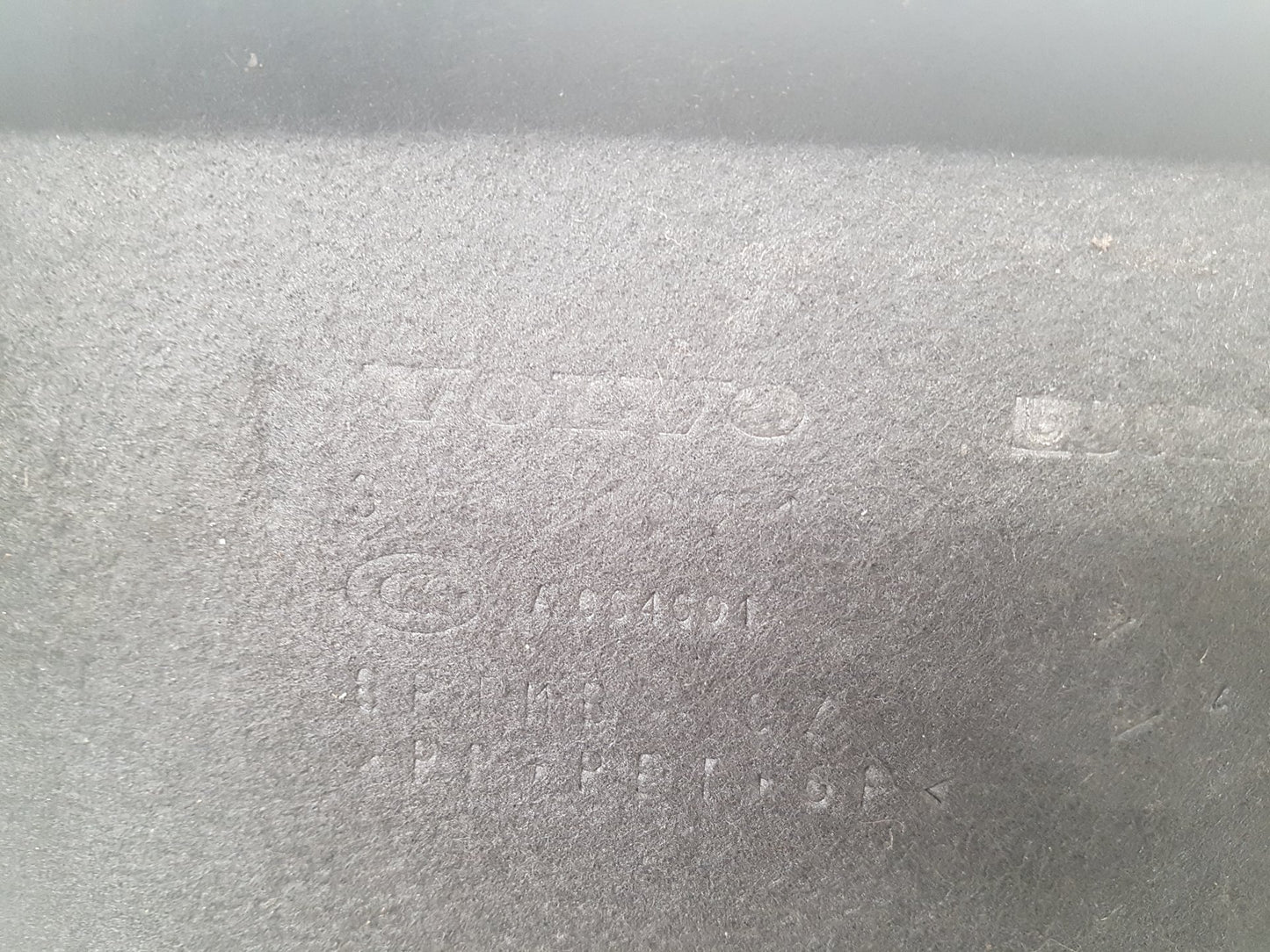 2012 - 2016 Volvo V40  Hatchback Parcel Shelf