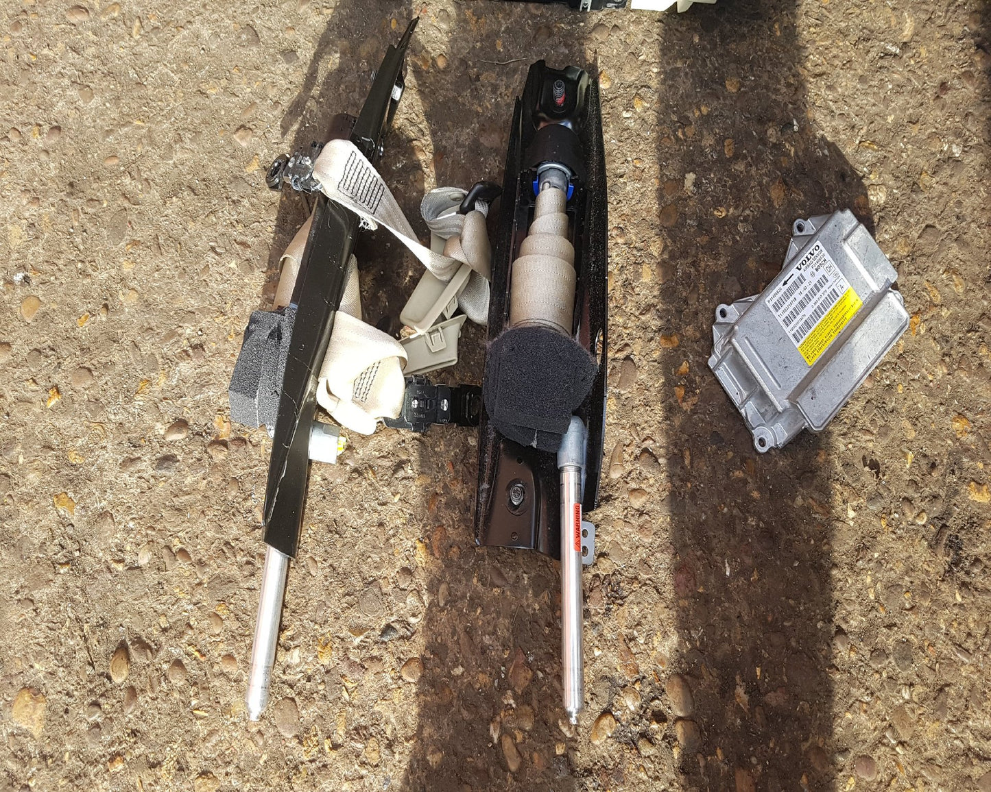 2012 - 2016 Volvo XC70  Estate Dash Assembly