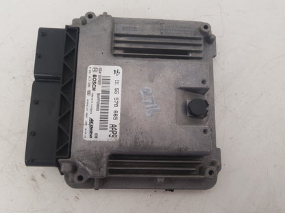 2010 - 2012 Saab 9-5  Saloon Engine ECU 55578665
