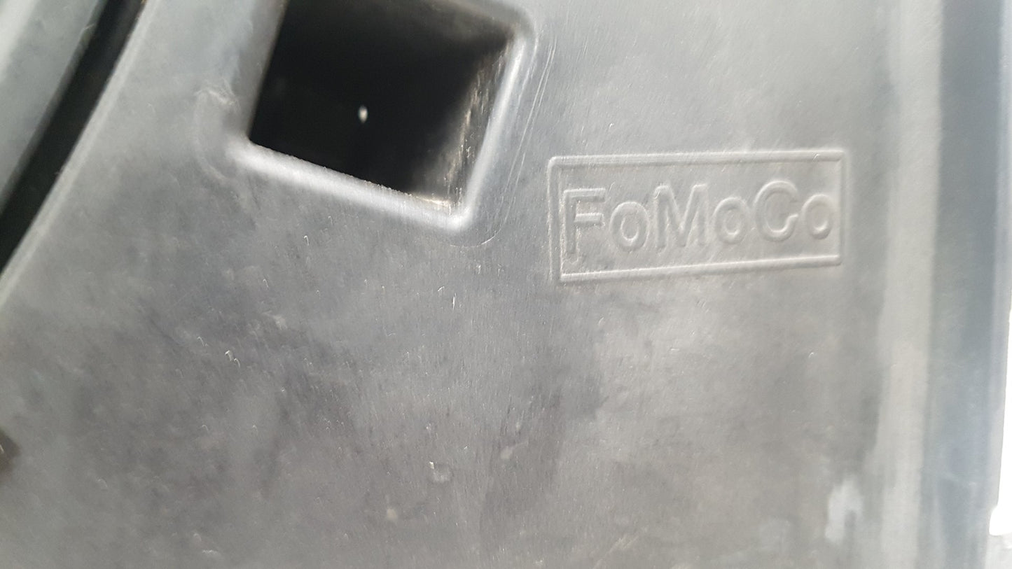 2013 - 2015 Volvo V60  Estate RADIATOR FAN & COWLING (A/C CAR) 8240543