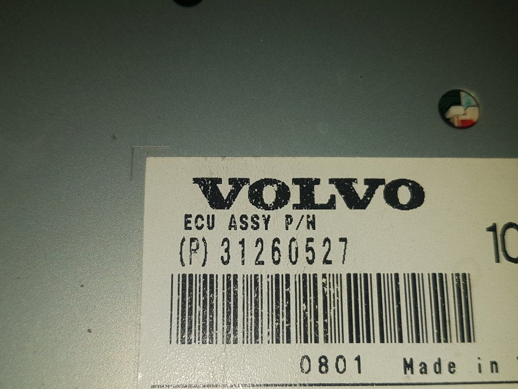 2005 - 2012 Volvo S40  Saloon RADIO AND CD PLAYER 31260527