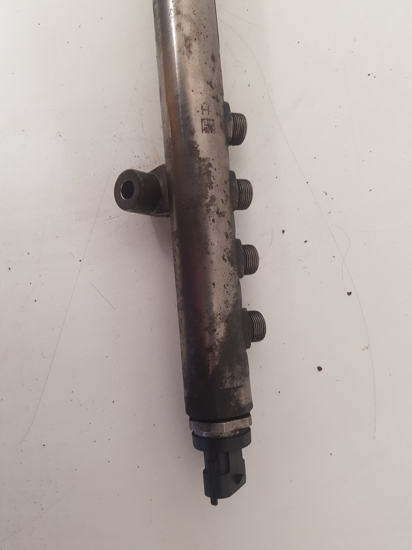 2009 - 2013 Volvo V60  Estate Injection Rail 0445215025