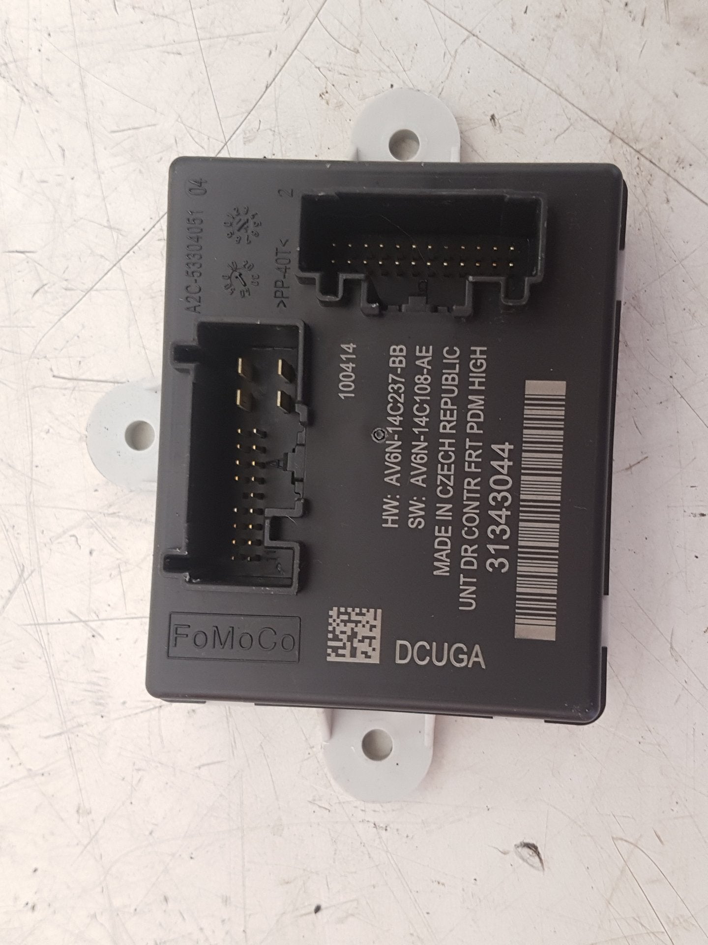 2012 - 2015 Volvo V40  Hatchback Door Control Module 31343044